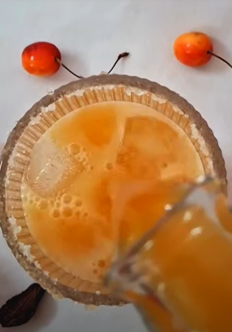Bubbling Over with Flavor: How to Make a Fermented Fruit Fizzy Drink